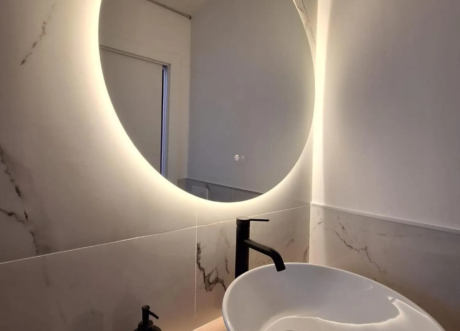 Acqua Amare Guest House Bari 0*,  Italy